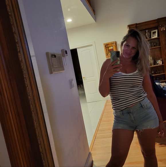 Hudson jeans cutoff shorts, new,sz 28 - Picture 3 of 4